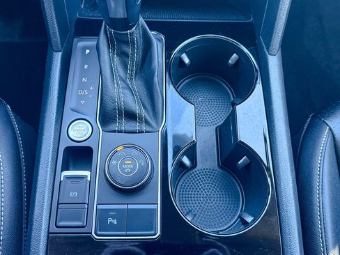 Used 2023 Volkswagen Atlas SEL image 34