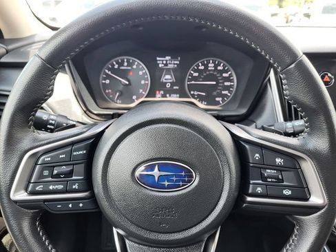Used 2024 Subaru Outback Premium AWD/4WD image 9
