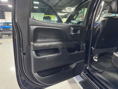 Used 2016 GMC Sierra 2500 Denali w/ Duramax Plus Package AWD/4WD image 14