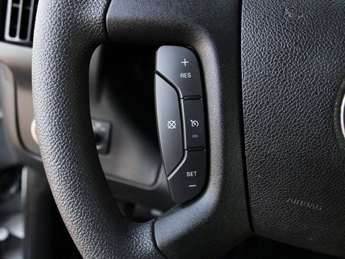 Used 2016 Chevrolet Express 4500 w/ Chrome Appearance Package image 21