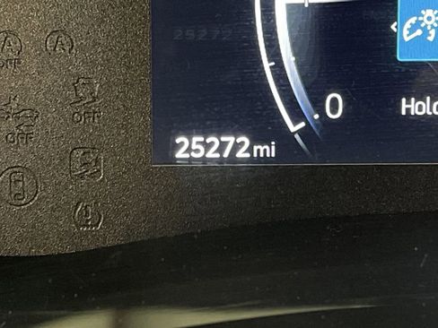 Used 2024 Toyota Grand Highlander XLE image 6