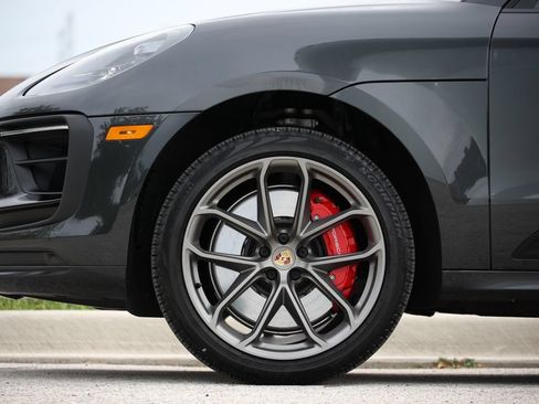 Certified 2025 Porsche Macan GTS AWD/4WD image 25