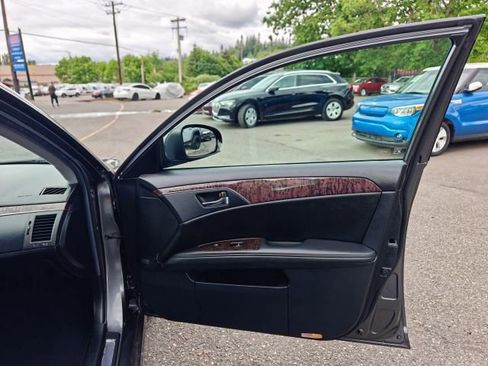 Used 2012 Toyota Avalon FWD image 25