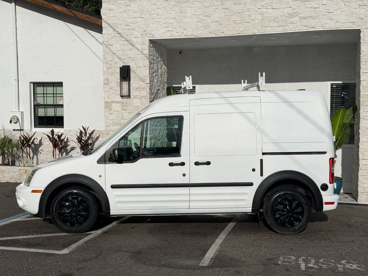 Used 2013 Ford Transit Connect XLT FWD image 2