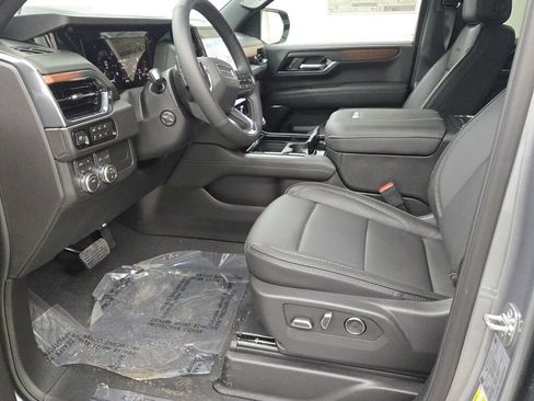 New 2026 GMC Yukon Denali w/ LPO, Floor Liner Package image 28