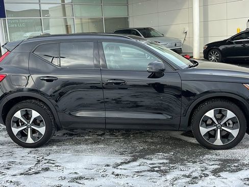 Certified 2024 Volvo XC40 B5 Core image 28