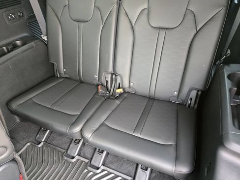 New 2026 Kia Sorento EX w/ EX Premium Package FWD image 11