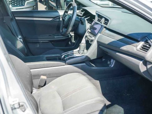 Used 2019 Honda Civic EX image 15