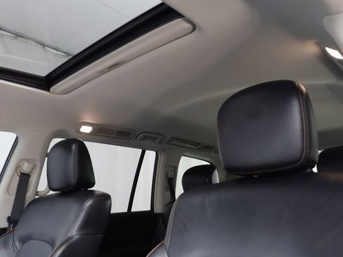 Used 2020 Nissan Armada SL w/ Premium Package image 15