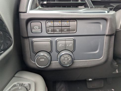 New 2026 Chevrolet Suburban RST w/ Comfort Package image 17