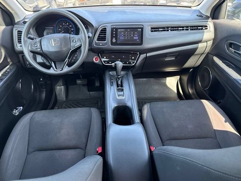 Used 2019 Honda HR-V EX image 11