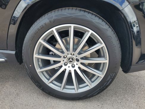 New 2026 Mercedes-Benz GLS 580 4MATIC image 7