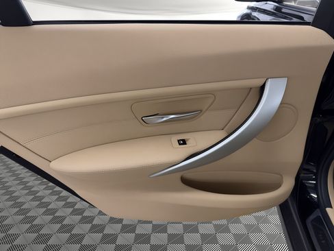 Used 2013 BMW 328i Sedan RWD image 17