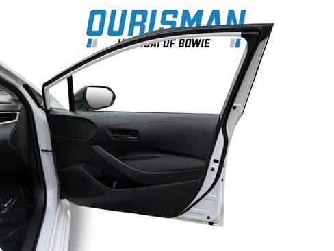 Used 2024 Toyota Corolla LE image 16