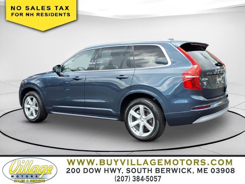 Used 2022 Volvo XC90 T5 Momentum AWD/4WD image 3