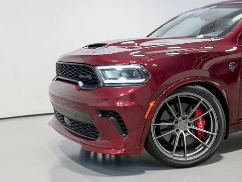 Used 2021 Dodge Durango SRT Hellcat w/ Technology Group AWD/4WD image 3