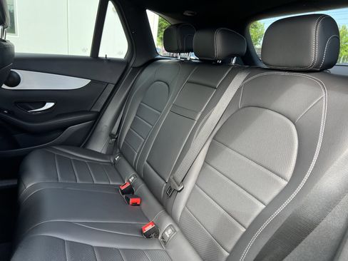 Certified 2022 Mercedes-Benz GLC 300 image 32