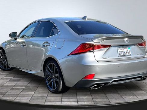 Used 2019 Lexus IS 300 w/ Navigation Package RWD image 18