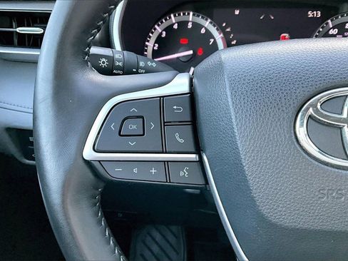 Used 2022 Toyota Highlander XLE image 29