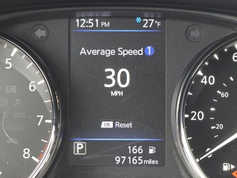 Used 2020 Nissan Rogue SV image 27