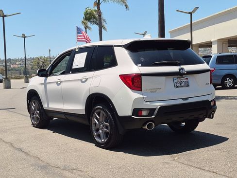 Used 2023 Honda Passport EX-L image 3