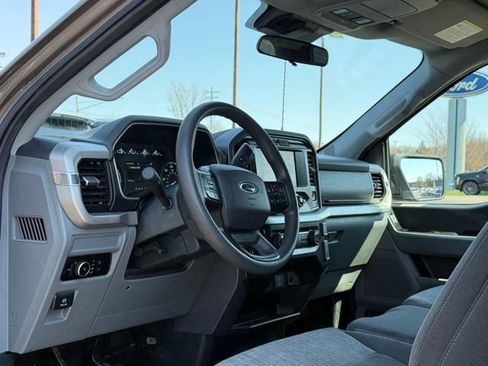 Used 2023 Ford F150 XLT w/ Trailer Tow Package image 8