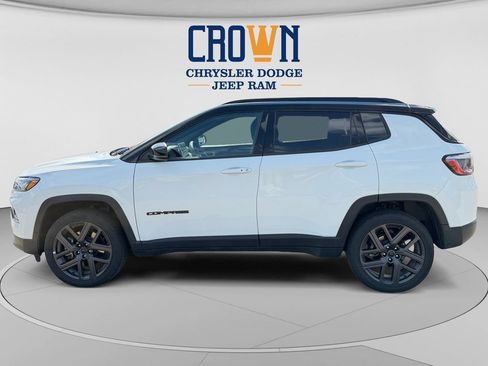 Used 2026 Jeep Compass Limited AWD/4WD image 6