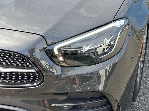 Used 2023 Mercedes-Benz E 350 4MATIC image 9