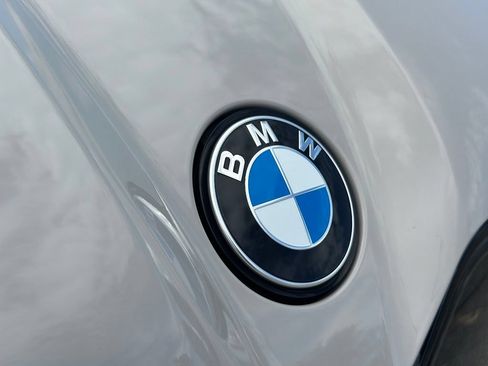 New 2026 BMW iX xDrive60 w/ M Sport Package AWD/4WD image 11