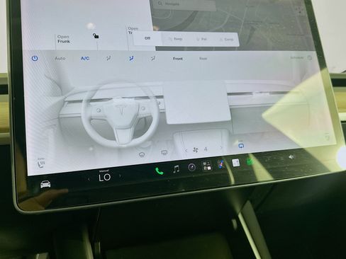 Used 2020 Tesla Model 3 Standard Range Plus RWD image 23
