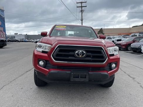Used 2021 Toyota Tacoma SR5 AWD/4WD image 5