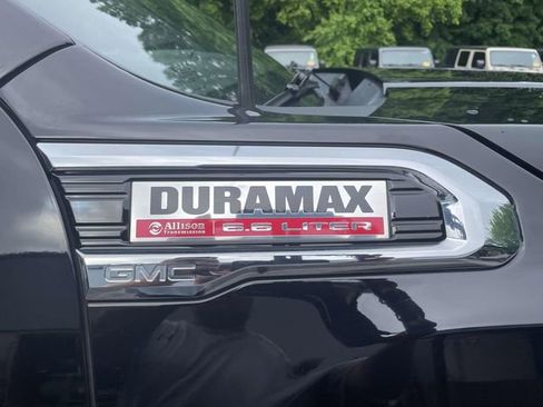 Used 2020 GMC Sierra 2500 Denali w/ Denali Ultimate Package AWD/4WD image 8