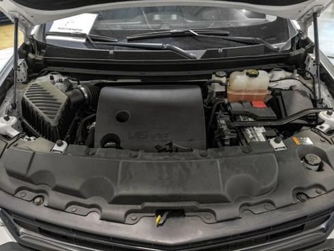 Used 2020 Chevrolet Traverse LT FWD image 49