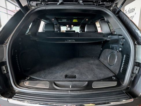 Used 2019 Jeep Grand Cherokee Limited w/ Luxury Group II image 20