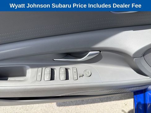 Used 2024 Hyundai Elantra SEL FWD image 17