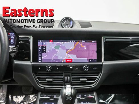 Used 2023 Porsche Macan T image 12