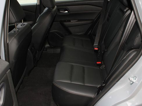 Used 2024 Nissan Rogue SL w/ SL Premium Package AWD/4WD image 18