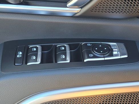 Certified 2025 Kia Telluride EX w/ EX Captain's Chair Package AWD/4WD image 25