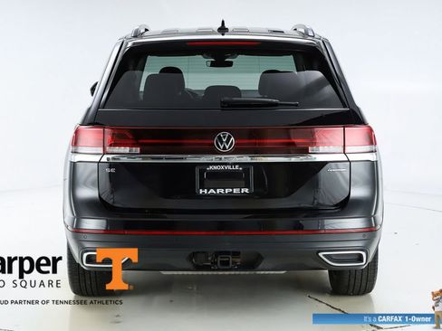 Used 2025 Volkswagen Atlas SE w/ Panoramic Sunroof Package image 8