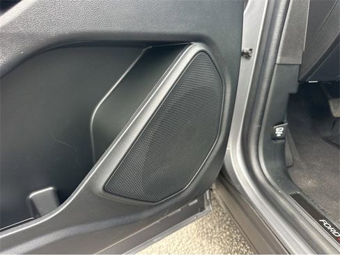 Used 2022 Ford Explorer ST image 37