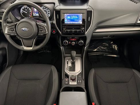 Used 2023 Subaru Forester Premium AWD/4WD image 3