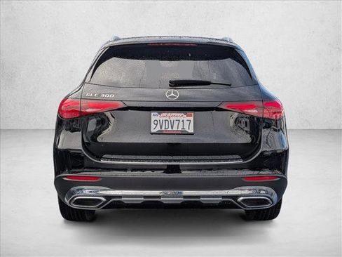 Certified 2026 Mercedes-Benz GLC 300 image 7