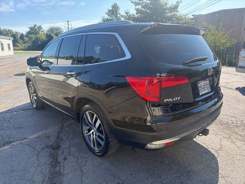 Used 2017 Honda Pilot Elite image 4