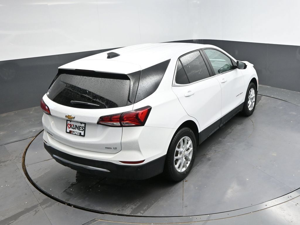 Used 2024 Chevrolet Equinox LT AWD/4WD image 30