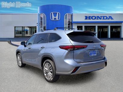Used 2020 Toyota Highlander Platinum