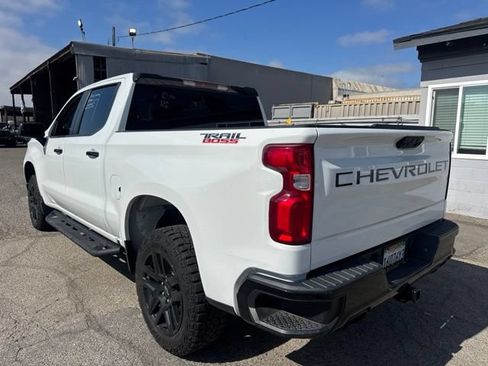 Used 2024 Chevrolet Silverado 1500 LT Trail Boss AWD/4WD image 7