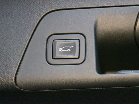 Used 2022 Buick Envision Preferred FWD image 17