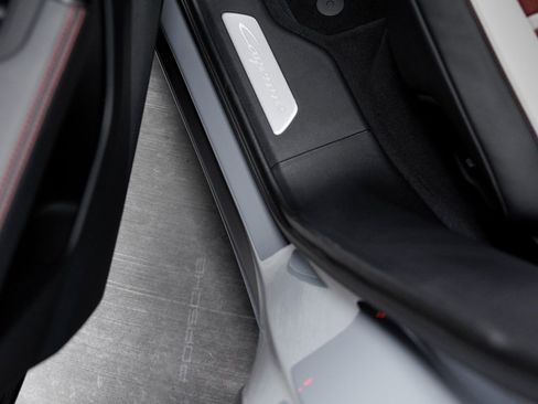 New 2026 Porsche Cayenne S image 25