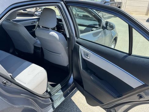 Used 2015 Toyota Corolla LE FWD image 16