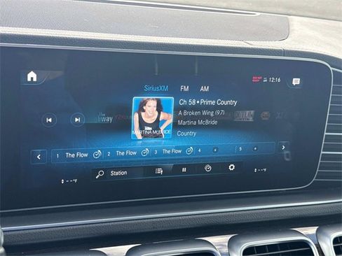 Used 2021 Mercedes-Benz GLS 450 4MATIC image 35